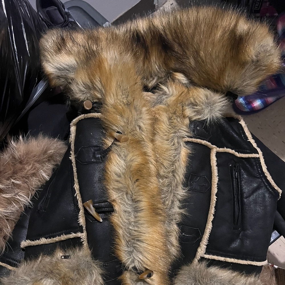 Sherlyn coats for unisex
